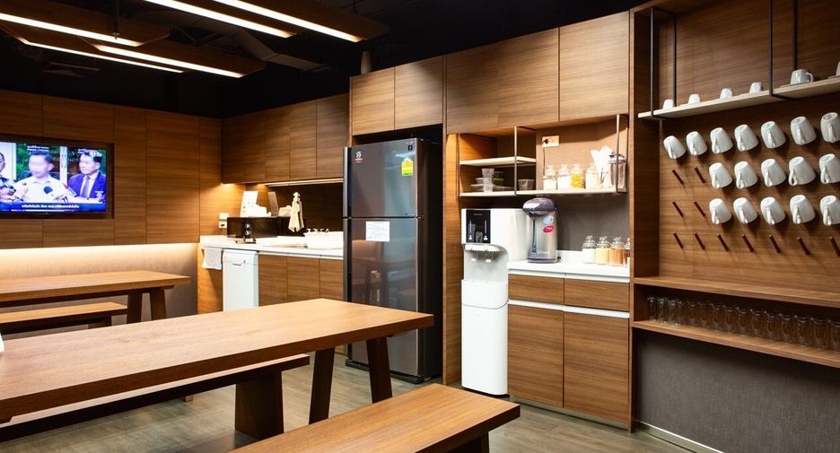 For rent office in Khlong Toei, Bangkok