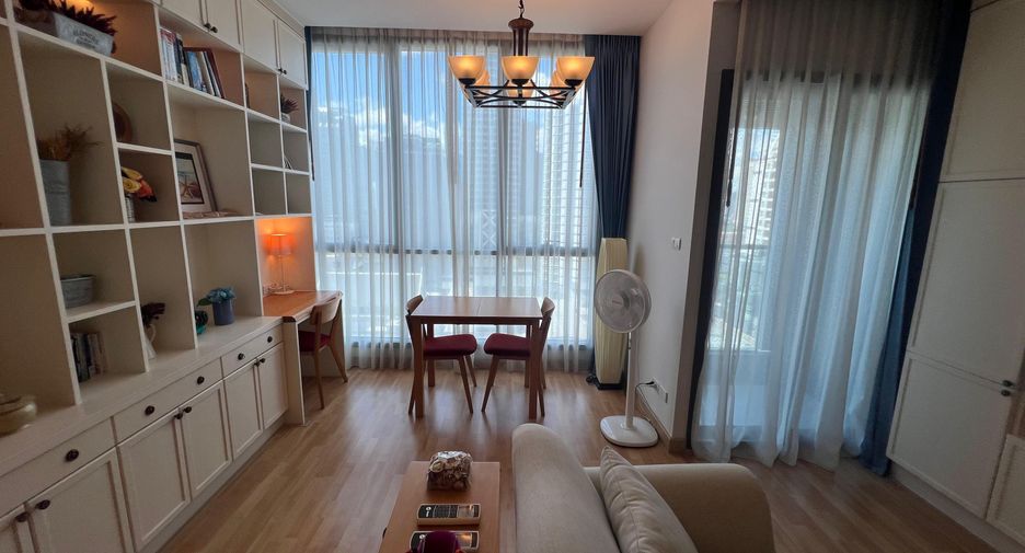 For rent 1 bed condo in Khlong Toei, Bangkok