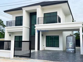 For sale 4 bedrooms house in Bang Lamung, Chonburi