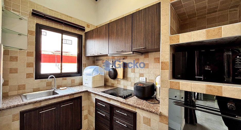 Casa en alquiler y en venta de 3 habitaciones en East Pattaya, Pattaya