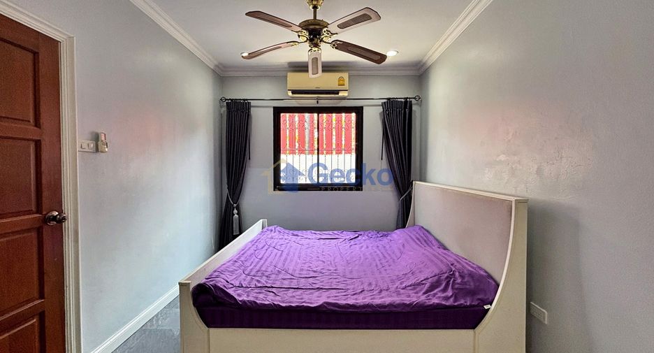 Casa en alquiler y en venta de 3 habitaciones en East Pattaya, Pattaya