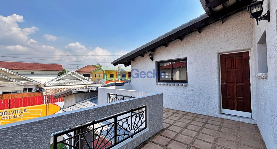 Casa en alquiler y en venta de 3 habitaciones en East Pattaya, Pattaya