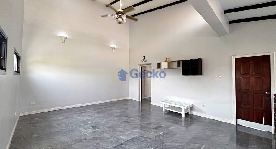 Casa en alquiler y en venta de 3 habitaciones en East Pattaya, Pattaya