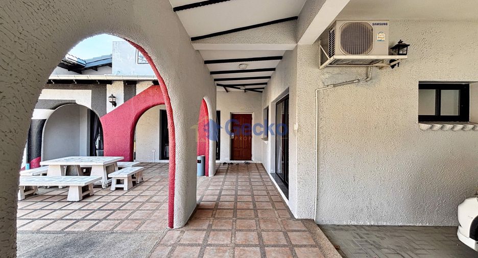 Casa en alquiler y en venta de 3 habitaciones en East Pattaya, Pattaya