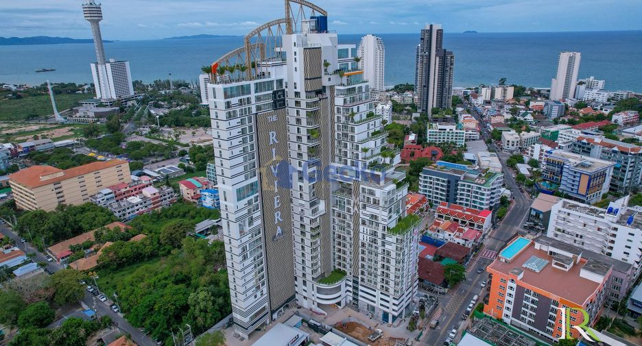 For sale 3 bedrooms condo in Pratumnak, Pattaya
