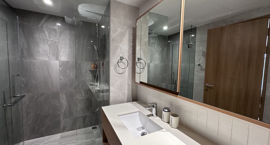 For rent 2 bedrooms condo in Thalang, Phuket