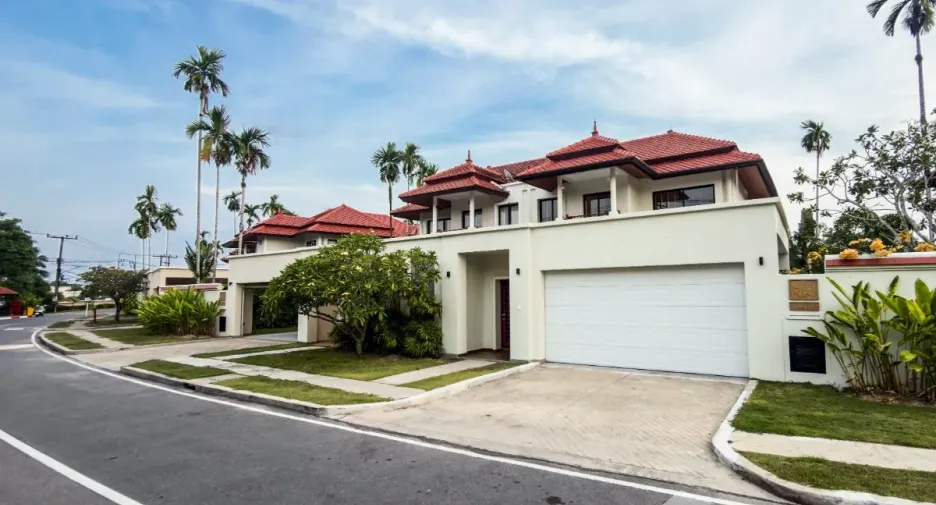 For sale 3 bedrooms villa in Thalang, Phuket