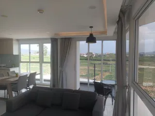 À louer 2 chambres condo à Bang Saray, Pattaya