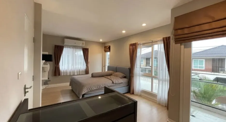 For rent 3 bedrooms house in Mueang Phuket, Phuket