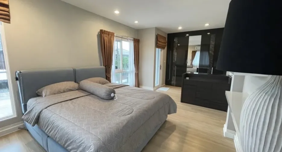 For rent 3 bedrooms house in Mueang Phuket, Phuket