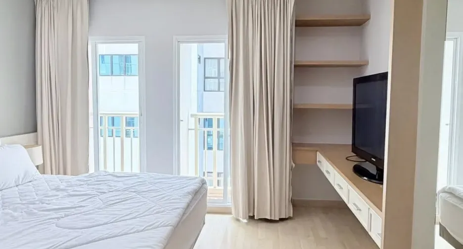 Wohnung zur Miete und zum Kauf mit 2 Zimmer in Watthana, Bangkok