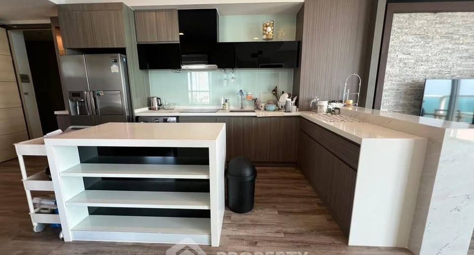 Condo en venta de 3 habitaciones en Jomtien, Pattaya