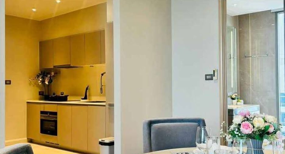 For rent and for sale 2 bedrooms condo in Khlong San, Bangkok
