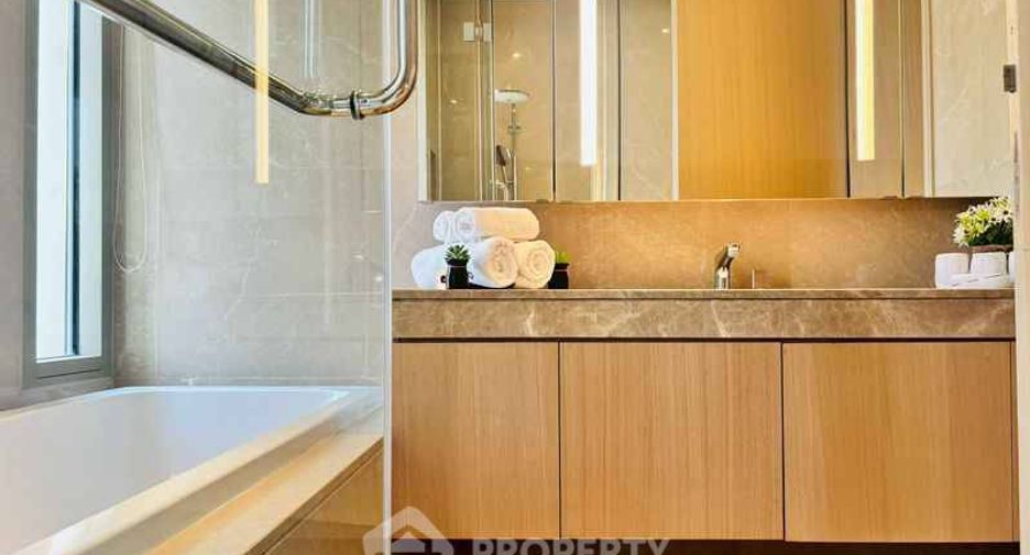 For rent and for sale 2 bedrooms condo in Khlong San, Bangkok