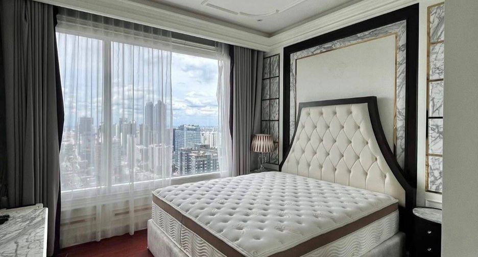 For rent and for sale 5 bedrooms condo in Watthana, Bangkok