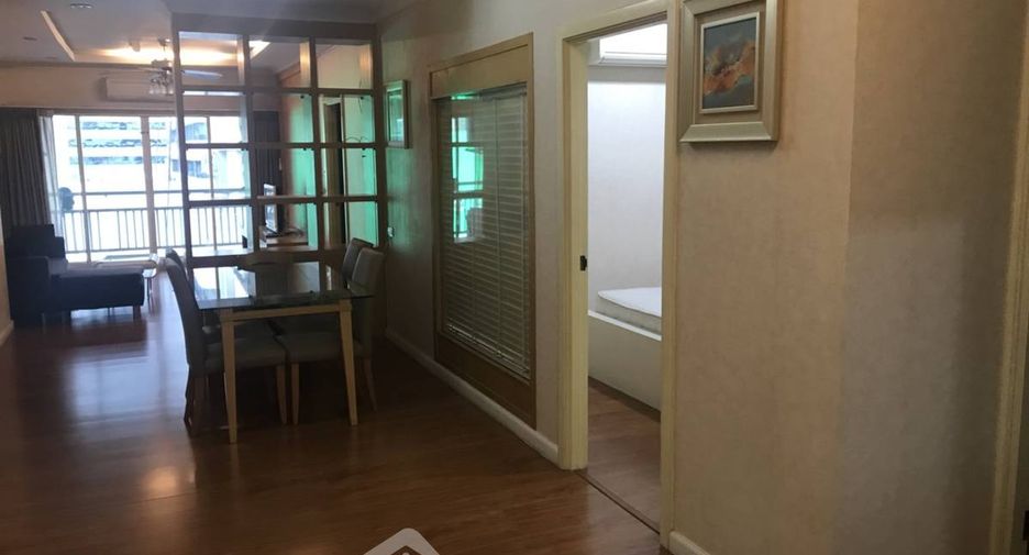 For rent 2 bedrooms condo in Watthana, Bangkok