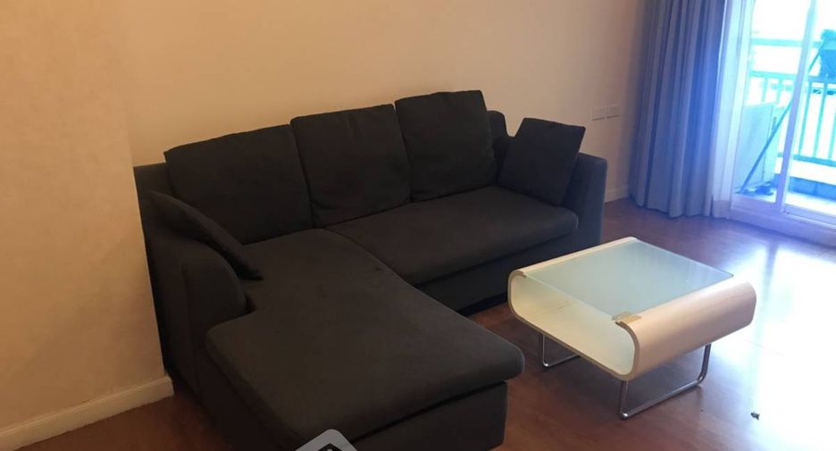 For rent 2 bedrooms condo in Watthana, Bangkok