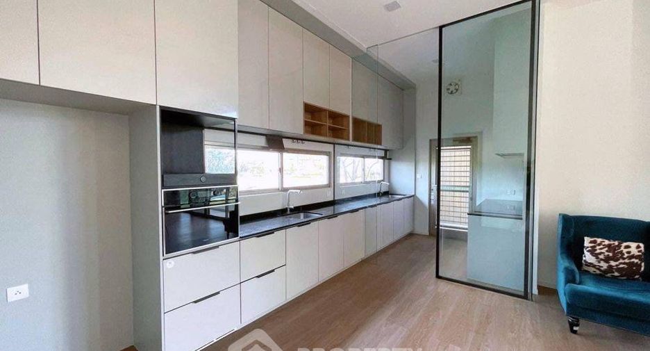 For rent 3 ベッドルーム house in Saphan Sung, Bangkok