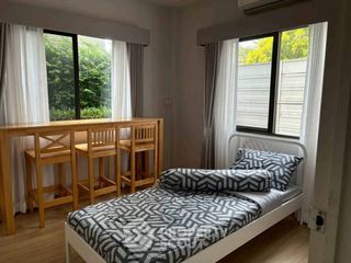 Casa en alquiler de 4 habitaciones en Prawet, Bangkok