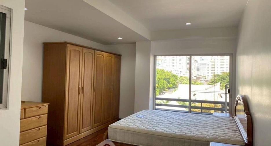 Wohnung zur Miete mit 2 Zimmer in Khlong Toei, Bangkok