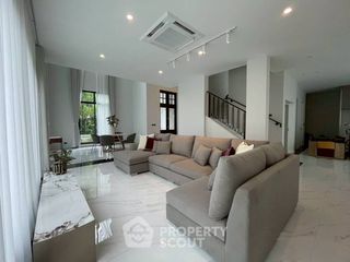 For rent 5 ベッドルーム house in Saphan Sung, Bangkok