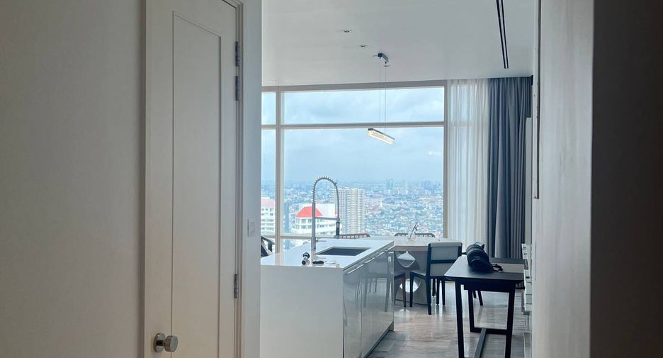 For rent 2 bedrooms condo in Bang Kho Laem, Bangkok