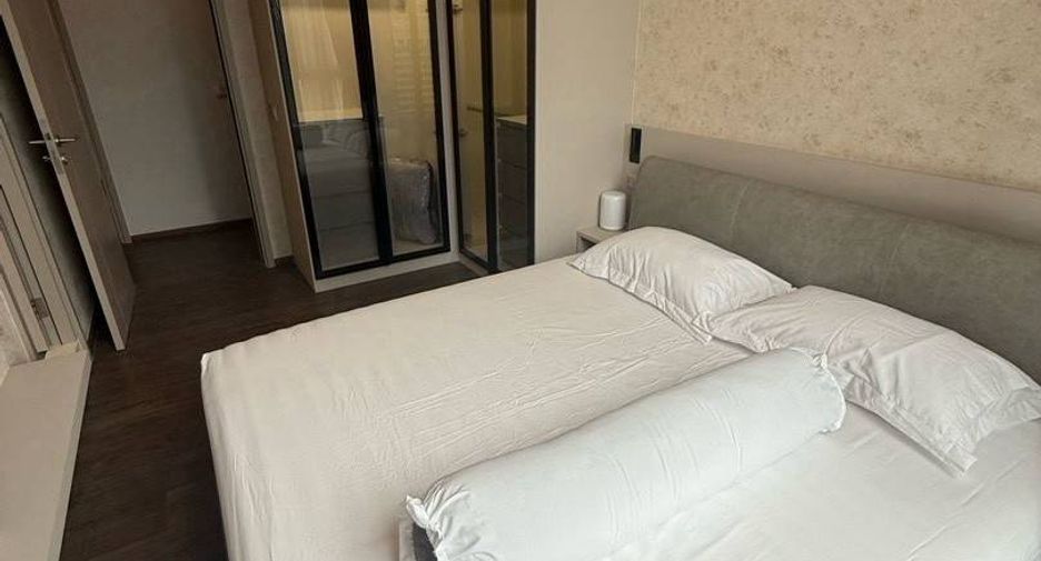 For rent 2 bedrooms condo in Ratchathewi, Bangkok