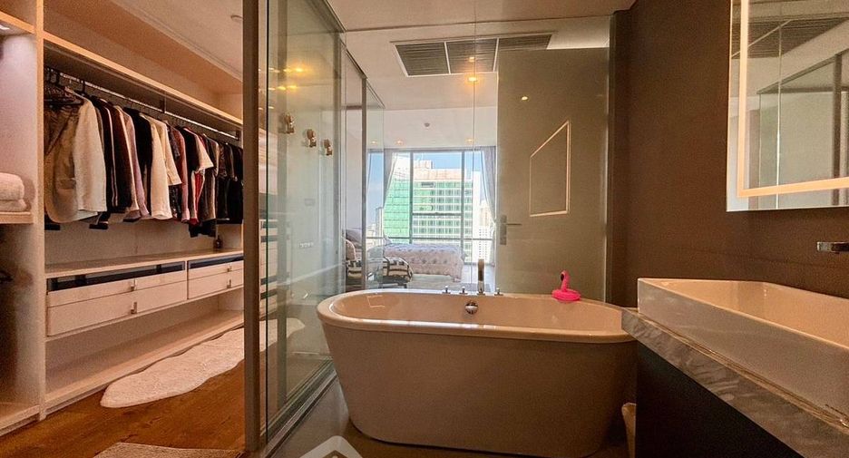 Wohnung zum Kauf mit 2 Zimmer in Sathon, Bangkok