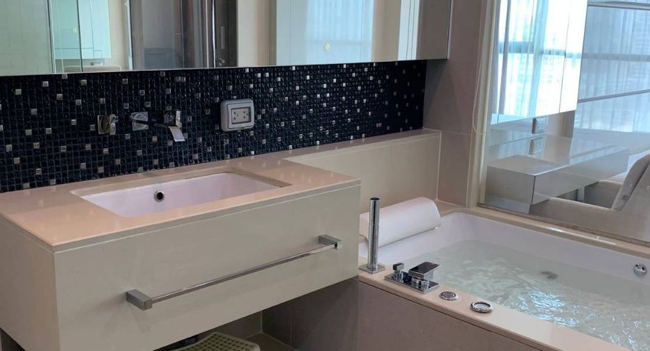 Condo en venta de 1 habitaciones en Sathon, Bangkok
