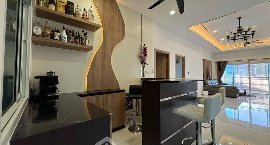À vendre 3 chambres villa à Huay Yai, Pattaya