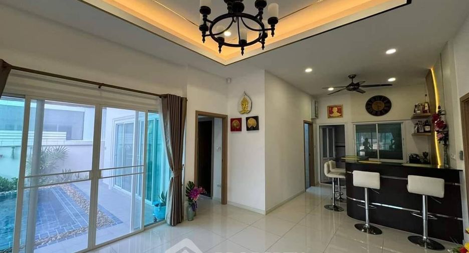 À vendre 3 chambres villa à Huay Yai, Pattaya