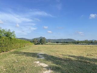 À vendre terrain à Hua Hin, Prachuap Khiri Khan