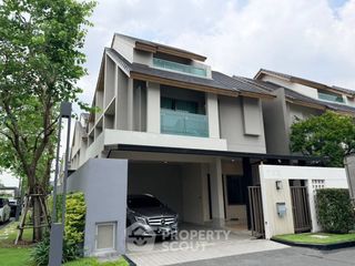 For sale 3 bedrooms house in Khan Na Yao, Bangkok