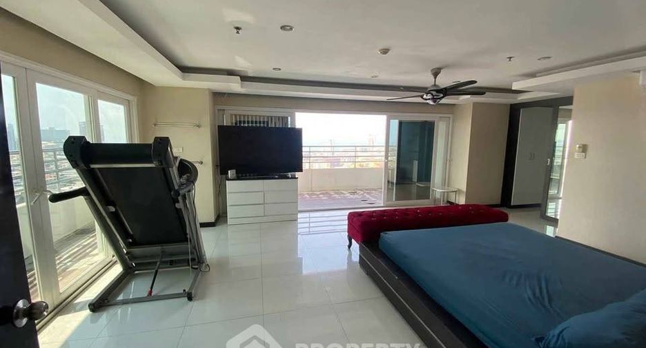 Casa adosada en venta de 2 habitaciones en Central Pattaya, Pattaya
