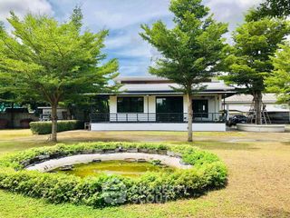 出售 3 卧室 独立屋 在 Mueang Chon Buri, Chon Buri