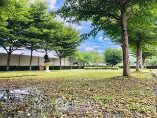 出售 3 卧室 独立屋 在 Mueang Chon Buri, Chon Buri