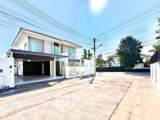 出售 3 卧室 独立屋 在 Bang Lamung, Chon Buri
