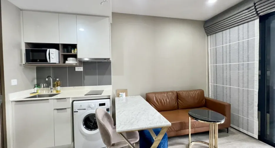 For sale 1 bed condo in Watthana, Bangkok