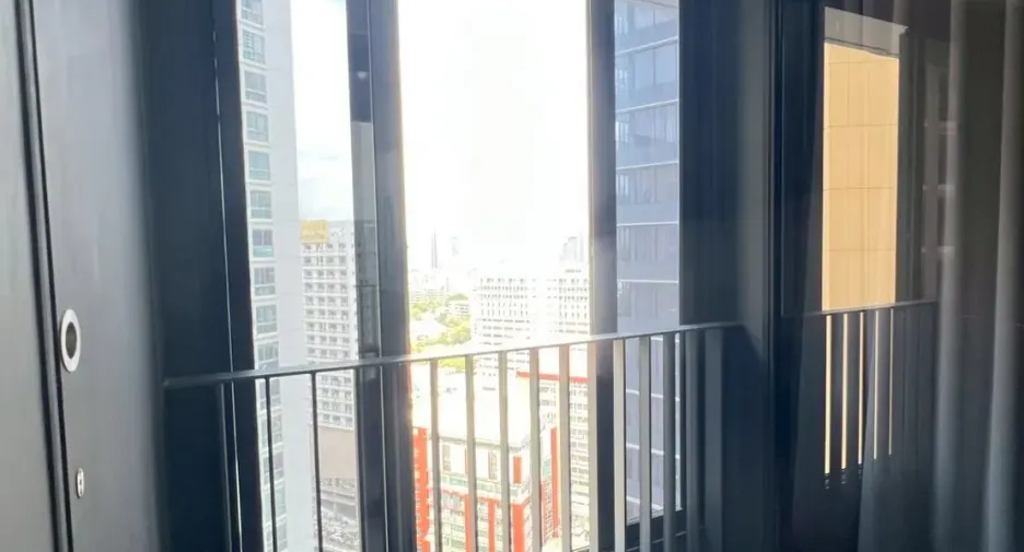 For sale 1 bed condo in Watthana, Bangkok