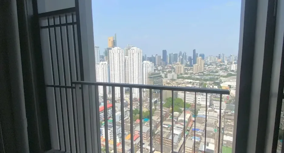 À louer 2 chambres condo à Khlong Toei, Bangkok