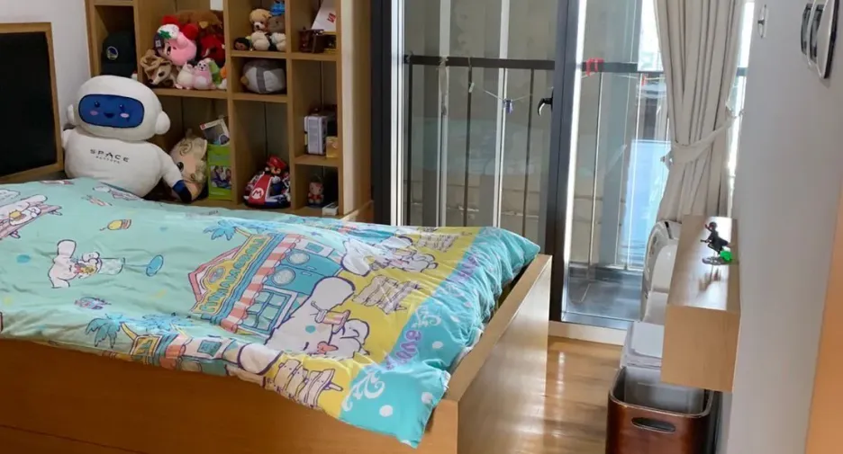 For rent 3 bedrooms condo in Sathon, Bangkok