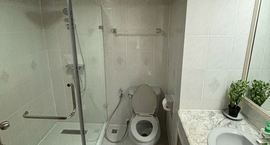 Аренда 2 спальни кондо в Суан Луанг, Бангкок