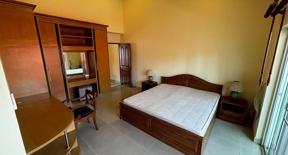 For rent 2 ベッドルーム condo in Watthana, Bangkok