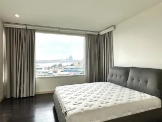 For rent 2 bedrooms condo in Bang Kho Laem, Bangkok