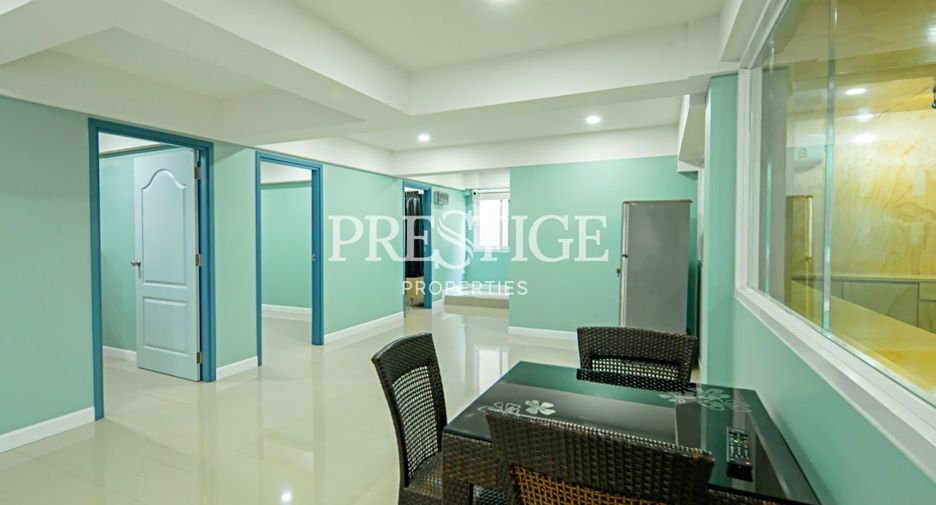 For rent 6 bedrooms house in East Pattaya, Pattaya
