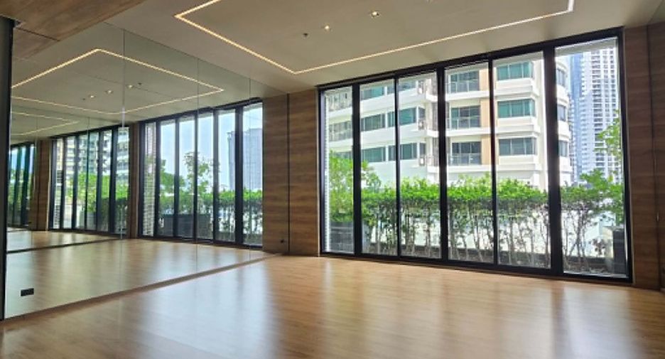 For rent 1 bed condo in Khlong Toei, Bangkok