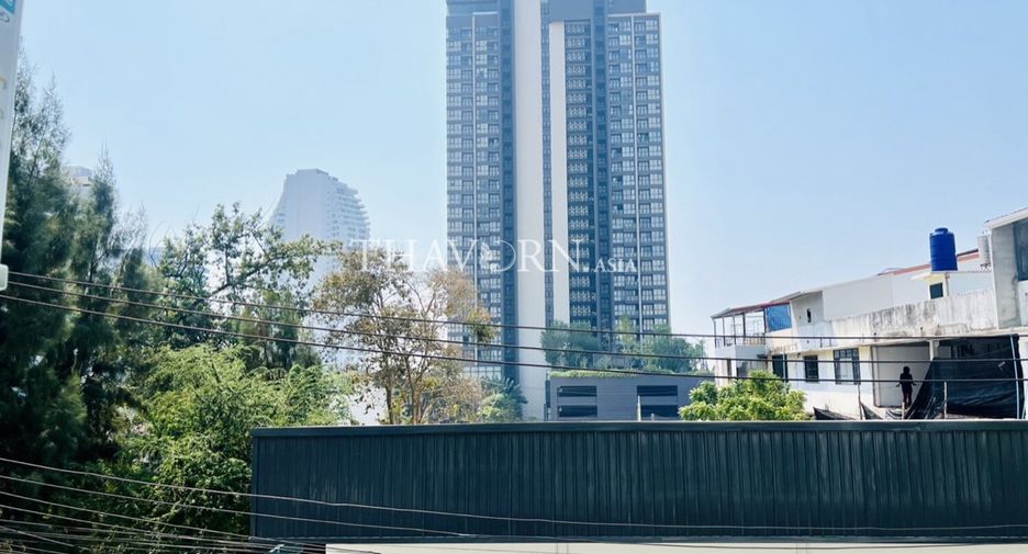 For sale studio condo in Pratumnak, Pattaya