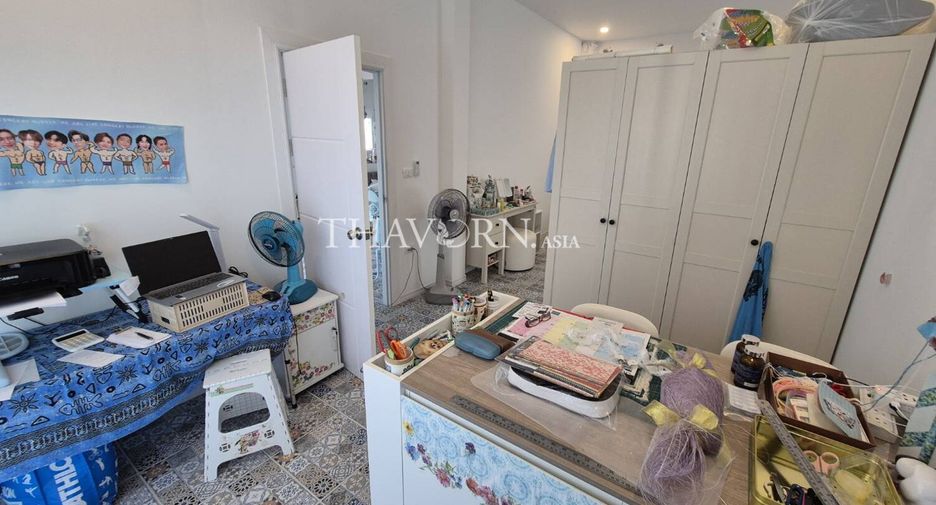 For sale 3 bedrooms house in East Pattaya, Pattaya