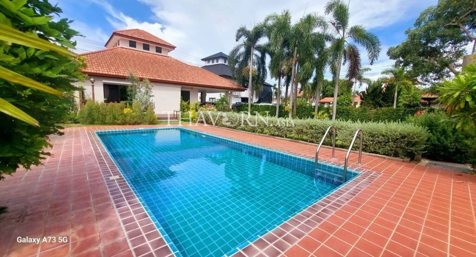 For sale 3 bedrooms house in East Pattaya, Pattaya