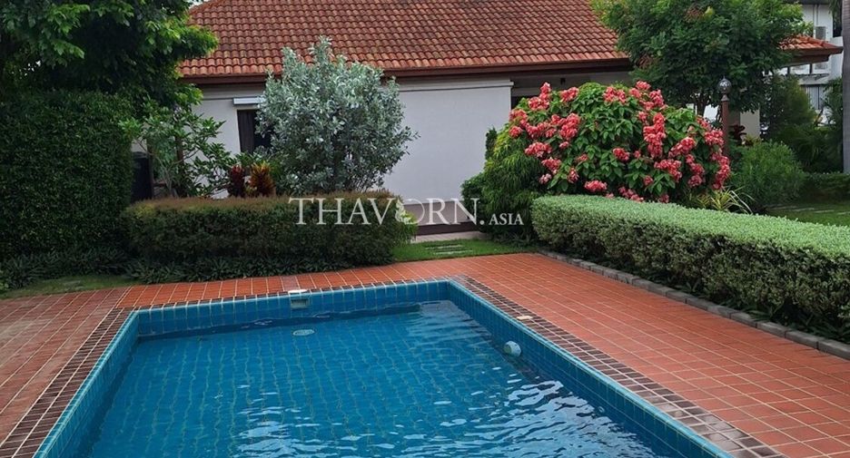 For sale 3 bedrooms house in East Pattaya, Pattaya
